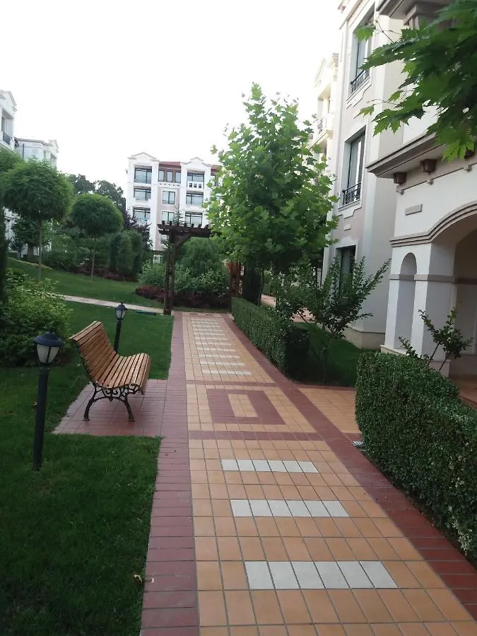 Апартамент Релакс В Грийн Лайф,Созопол Apartament Sozopol